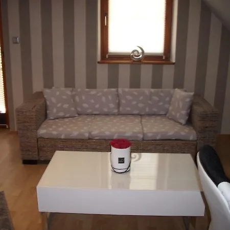 Gaestehaus Maxltoni Bed & Breakfast *