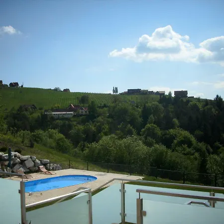 Gaestehaus Maxltoni *