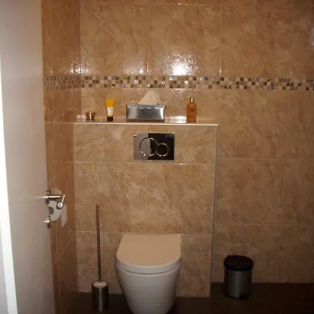 Gaestehaus Maxltoni Bed & Breakfast Kitzeck im Sausal