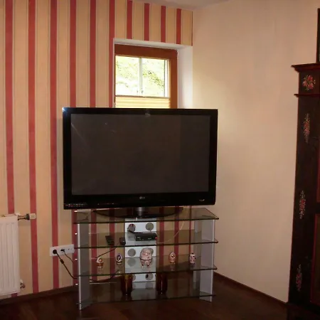 Gaestehaus Maxltoni Bed & Breakfast