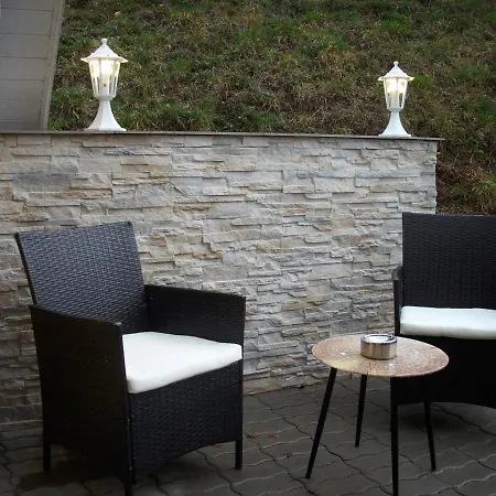 Gaestehaus Maxltoni Bed & Breakfast
